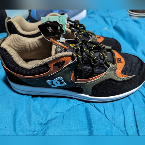 NWT DC Shoes Kalis Lite Skate Shoes - Mens Size 10 - Picture 2 of 6